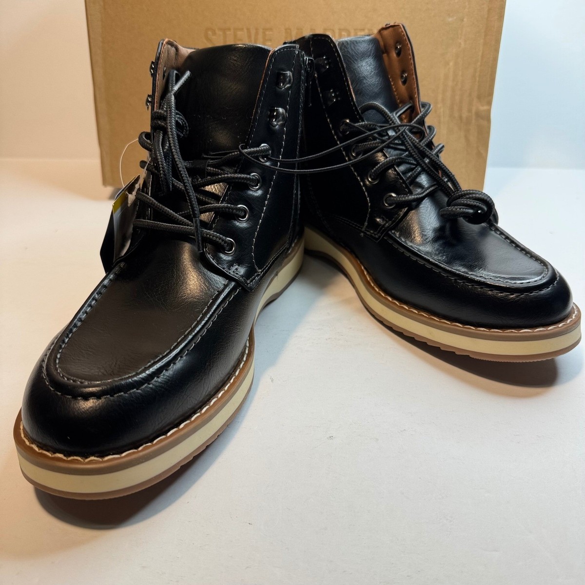 Steve Madden P-Doyers Black Casual Moc Toe Boots Side Zip  display picture 1
