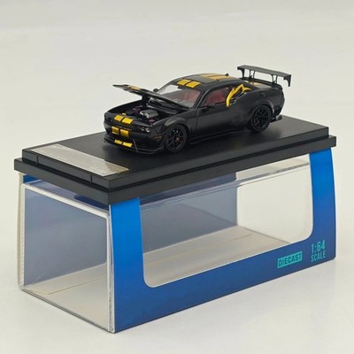 SH 1:64 Challenger SRT Hellcat Widebody Sports Black Diecast Model Openable Hood