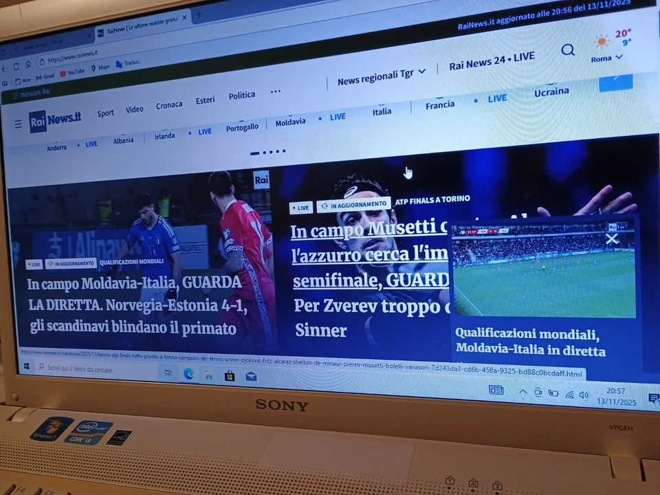 Sony Vaio VPCEH3H1E PCG71911M Intel Core i3 2.3GHz 4GB 15,6” - Immagine 4 di 4