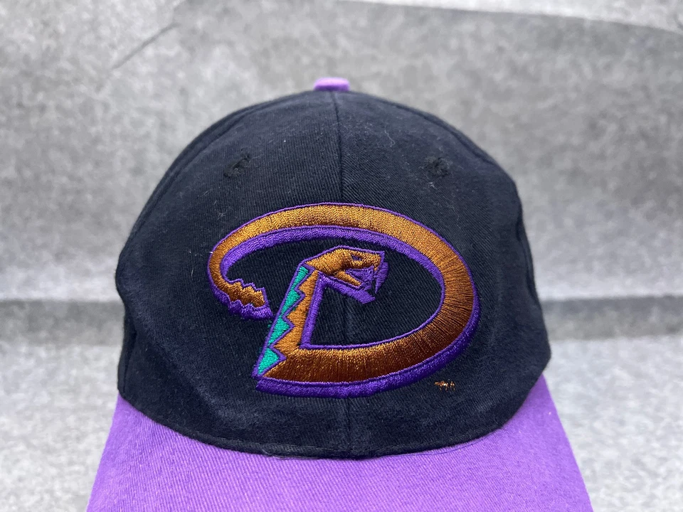 Randy Johnson Arizona Diamondbacks 1999 sombrero espalda a presión adulto negro púrpura algodón Foto 2 de 4