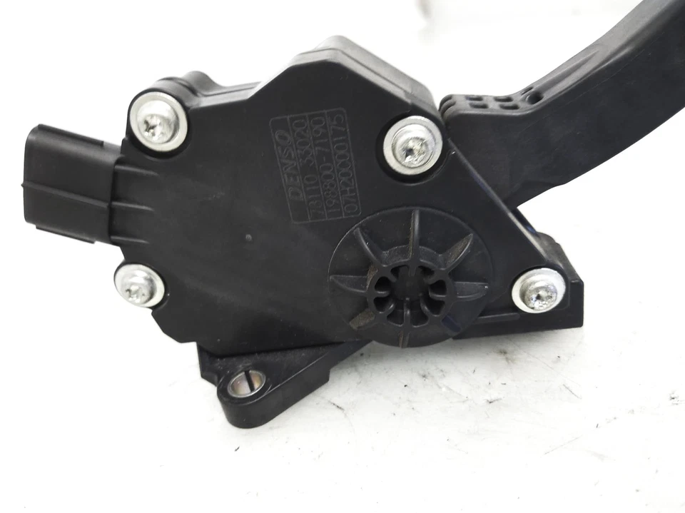 2007-2012 Lexus Es350 Gas Accelerator Pedal 78110-33111 - Image 4 of 4