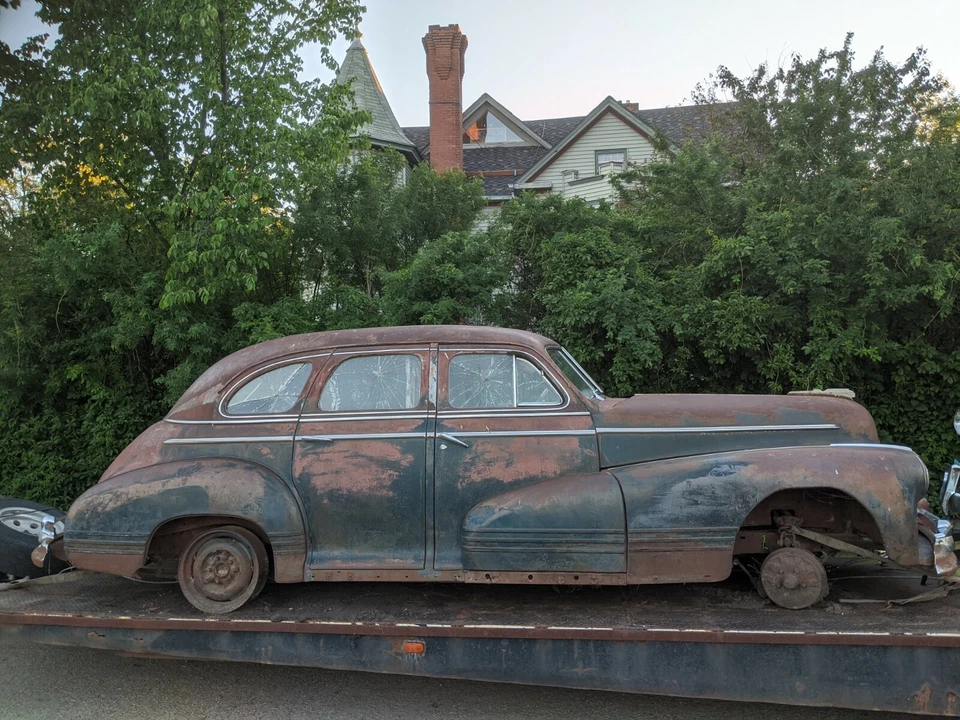 Radiador de soporte central Silver Streak Pontiac 1942 41 42 46 47 48 1948 1946 1941 Foto 3 de 4