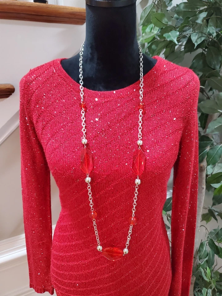 Apt. Suéter 9 para mujer rojo brillante lentejuelas manga larga cuello redondo talla pequeña Foto 2 de 4