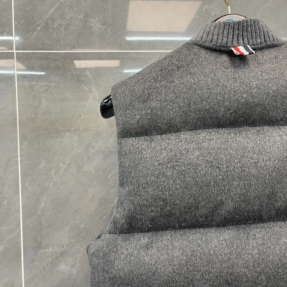 Thom Browne Men/women Autumn New Striped Buckle Cardigan Duck Down Wool Vest - Image 4 of 4