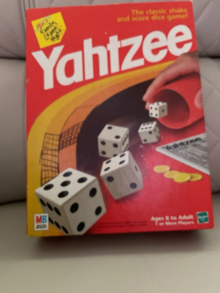 Yahtzee Classic Edition , Shake And Score Game, Includes Timer - Image 2 of 4