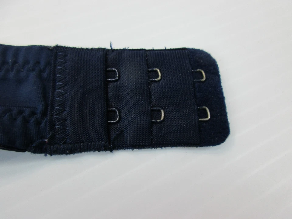 *FELINA* SIZE 36B WOMEN'S NAVY LACE PUSH UP BRA  - Image 2 of 4