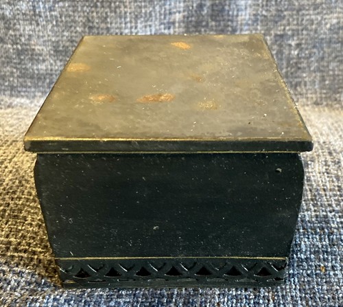 Vintage Metal Heater Or Table, Dollhouse Miniature For Roombox - Picture 5 of 7