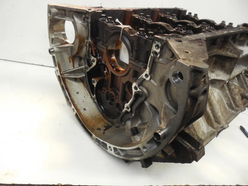 2001-05 Mercedes W203 C240 2.6L Engine Motor Block Assembly 1120105505 E320 - Image 4 of 4
