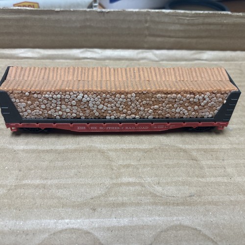 Tyco HO Scale Southern Railroad Schott Flachwagen mit Ladung #4365