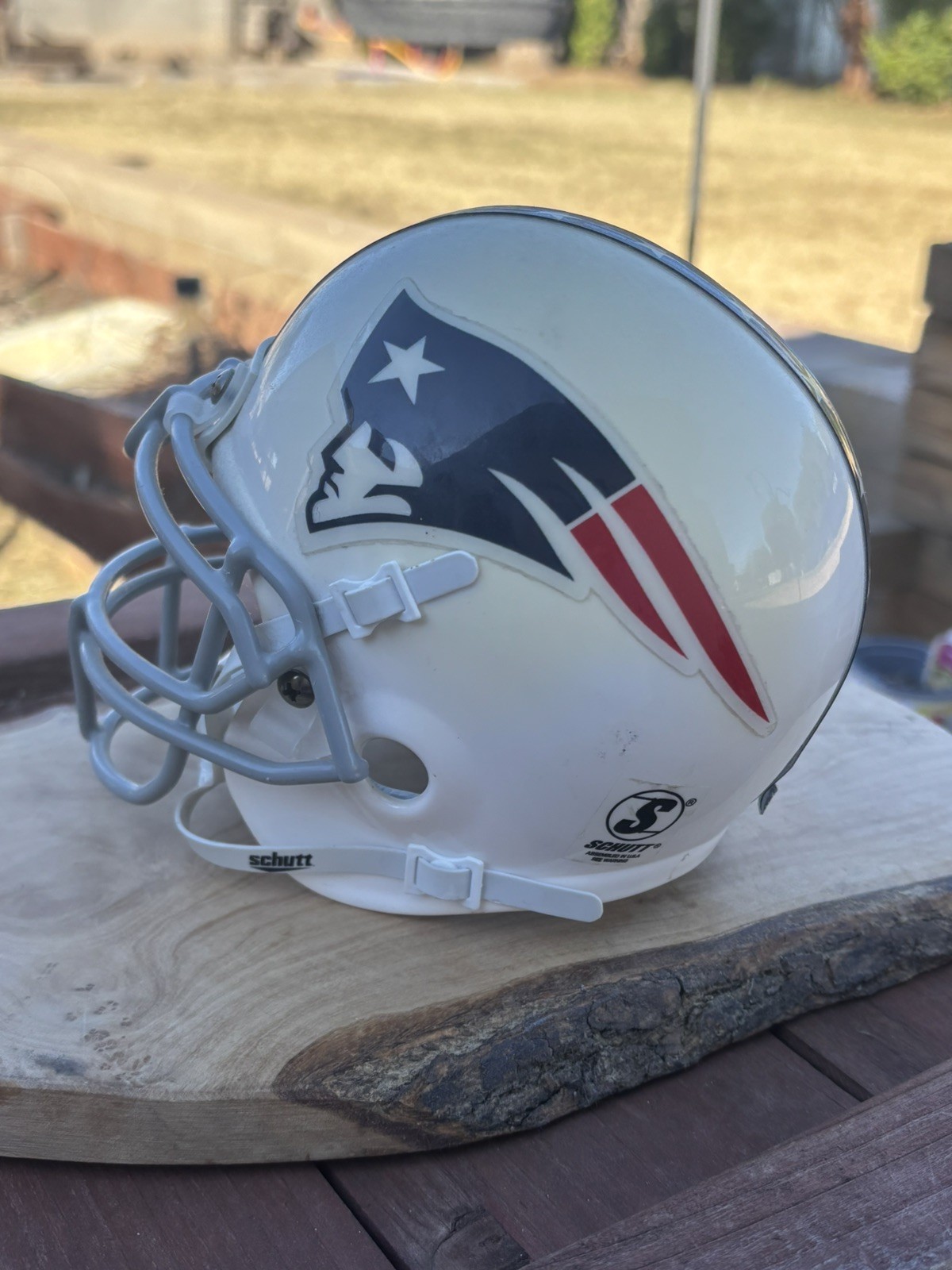 White W/ Gray Facemask  6" Long 5" High Schutt
