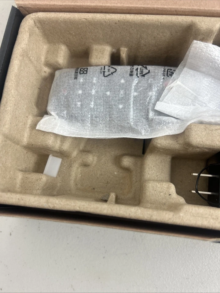 Reproductor multimedia de transmisión D-Link MovieNite Plus DSM-312 con control remoto Foto 2 de 4