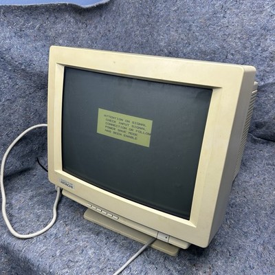 Vintage 1997 Hitachi SuperScan Pro 620 CM620U CRT Monitor VGA