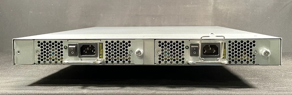 Brocade EMC2 MP-7800B 1 Fibre Channel SAN  Switch 40-1000246-20 - Image 3 of 3