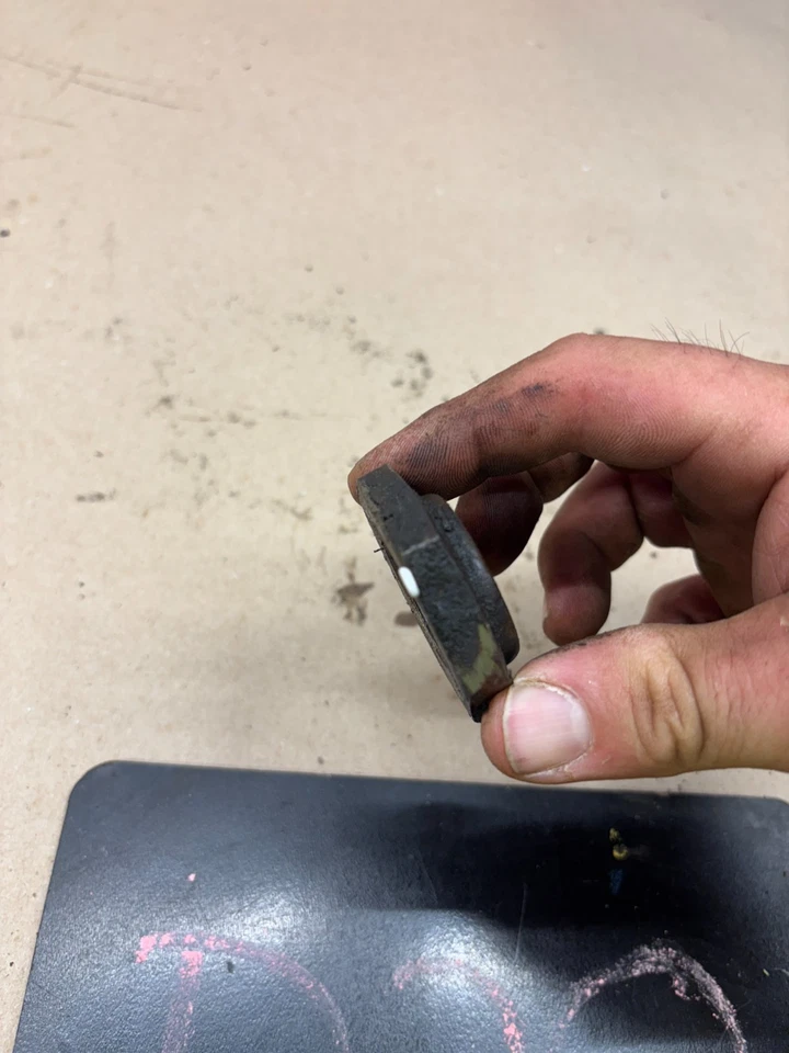 雪佛兰 GMC 卡车 SM465 SM 465 MUNCIE MANUAL TRANSMISSION TAIL YOKE MOUNT NUT — 第 3/4 张图片