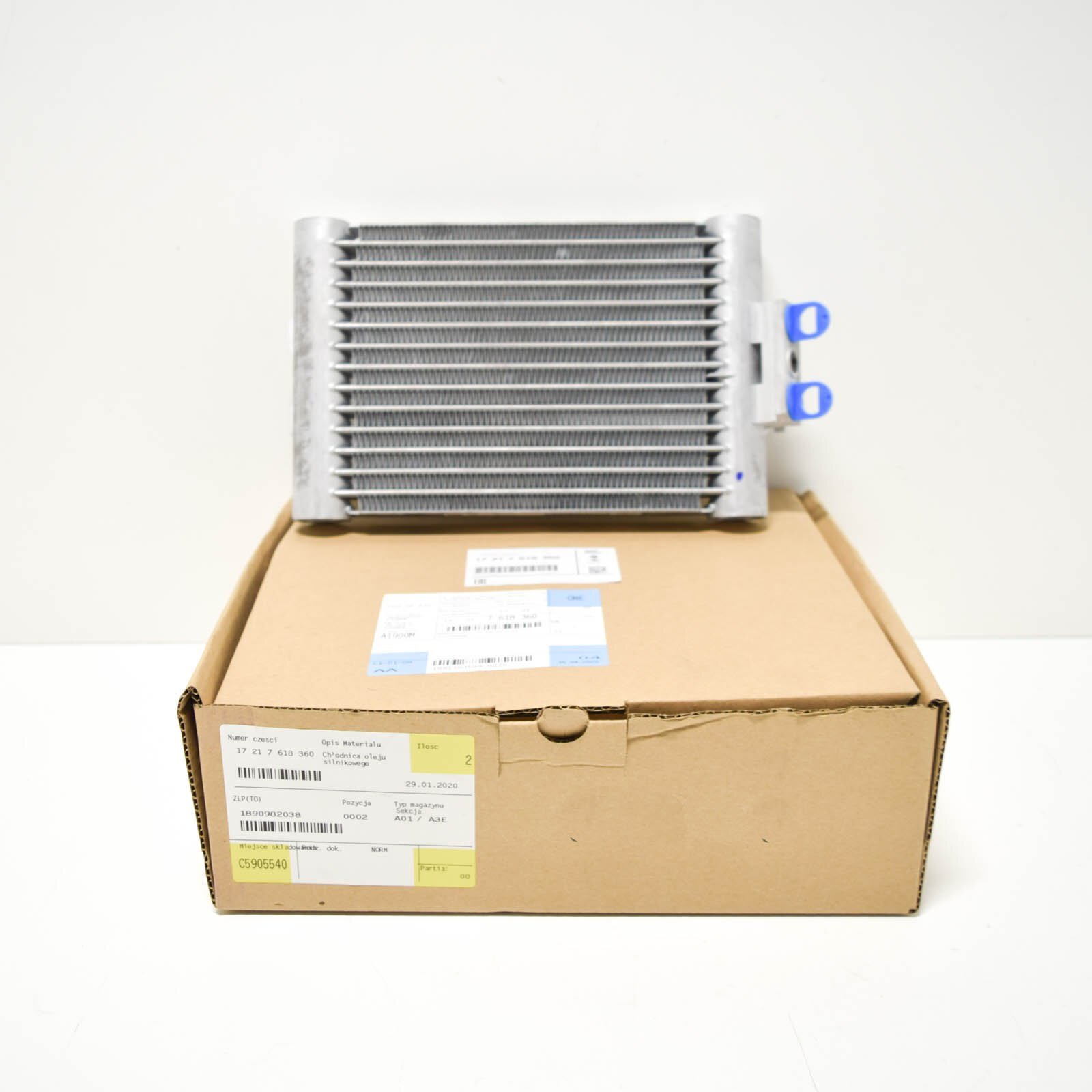 BMW F20 F32 F36 F21 F22 F23 F30 Engine Oil Cooler 17217618360  