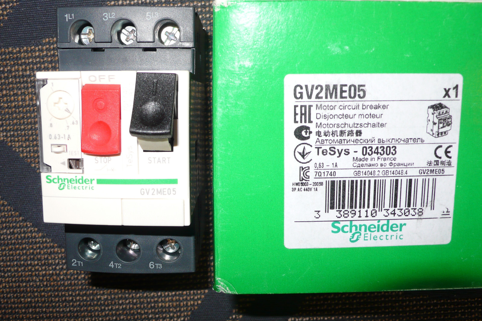 Disjoncteur moteur Schneider Electric GV2ME05 triphasé mono 0,63A à 1A