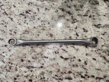 Blue Point Tools XD-2022 5/8" x 11/16" 12 Pt Doppel-Ringschlüssel