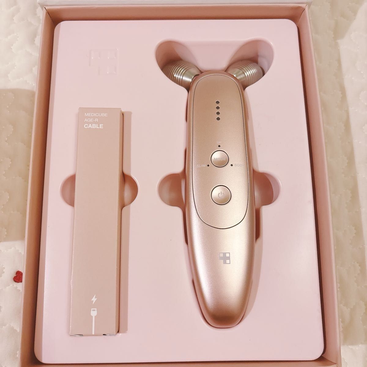 Medicube AGE-R Derma Shot Facial Device Rose Gold EMS Lift Care