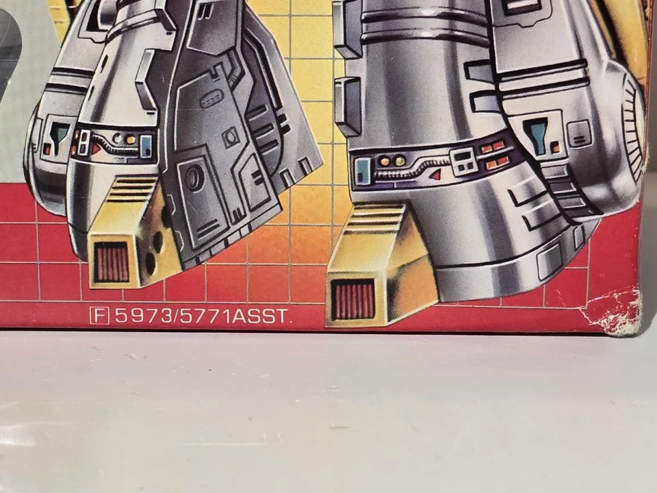 Vintage Hasbro G1 Transformers Sludge Dinobot Action Figure Complete with Box - Image 3 of 4