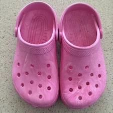 CROCS Classic  Girls Kids Clogs Sandals Size 3 Pink Slip On Shoe