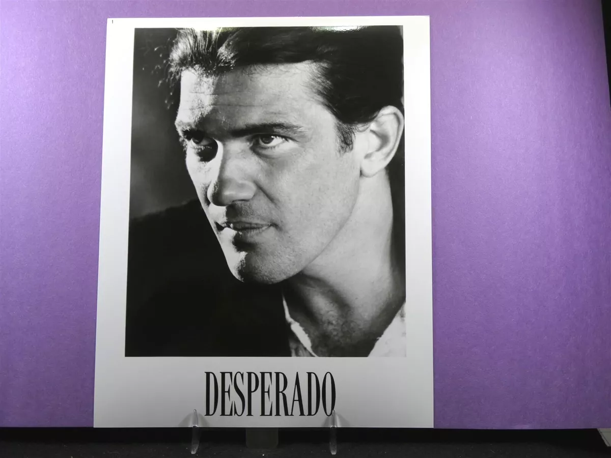 8x10 B&W Celebrity Publicity Photo Picture Desperado Antonio Banderas #2