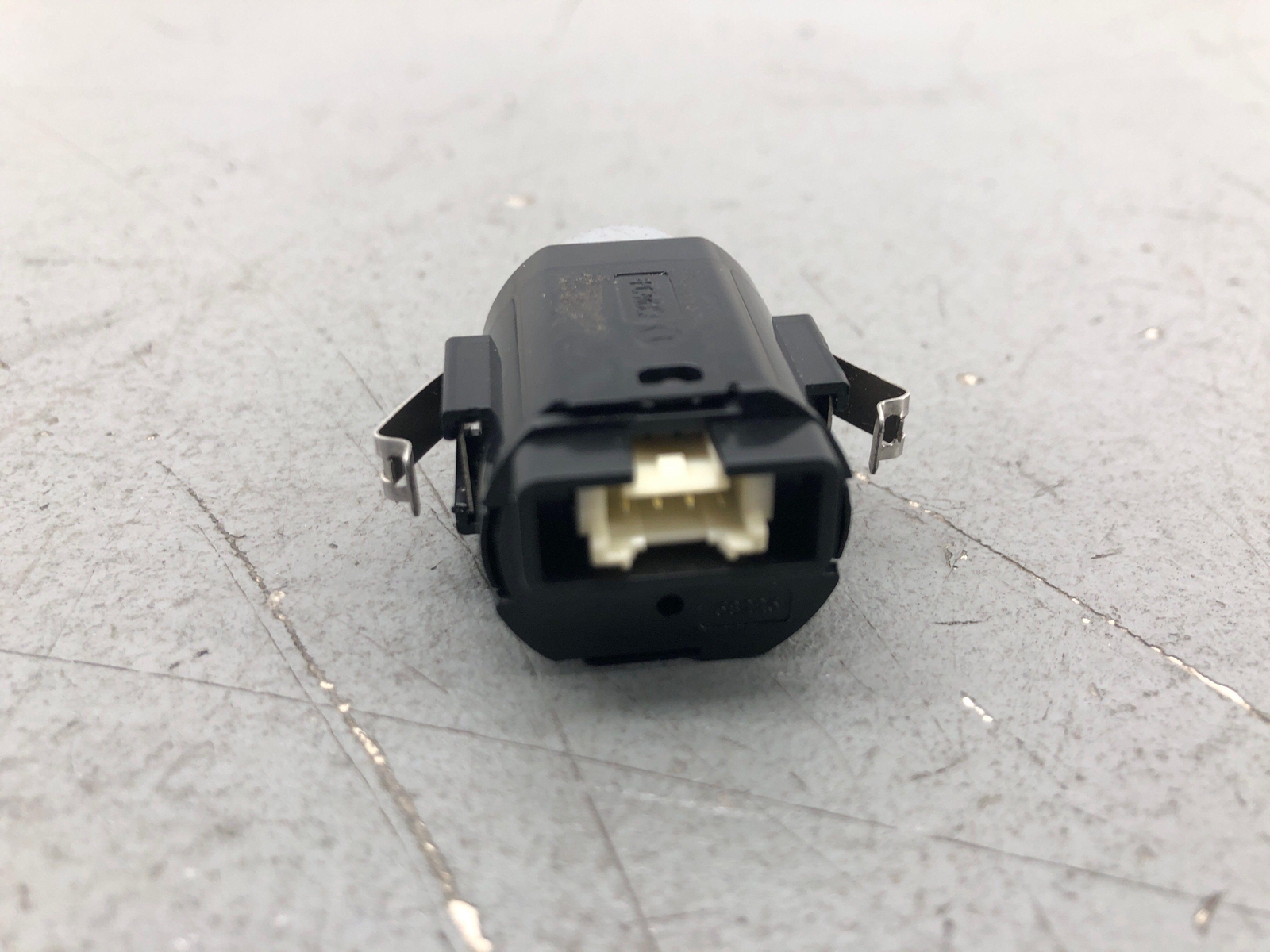 McLaren GT 2020-2023 Front Release switch