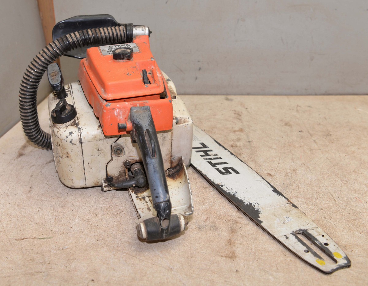 041AV スチール STIHLチェンソー 希少 大型 プロ機 大排気量61cc STIHL