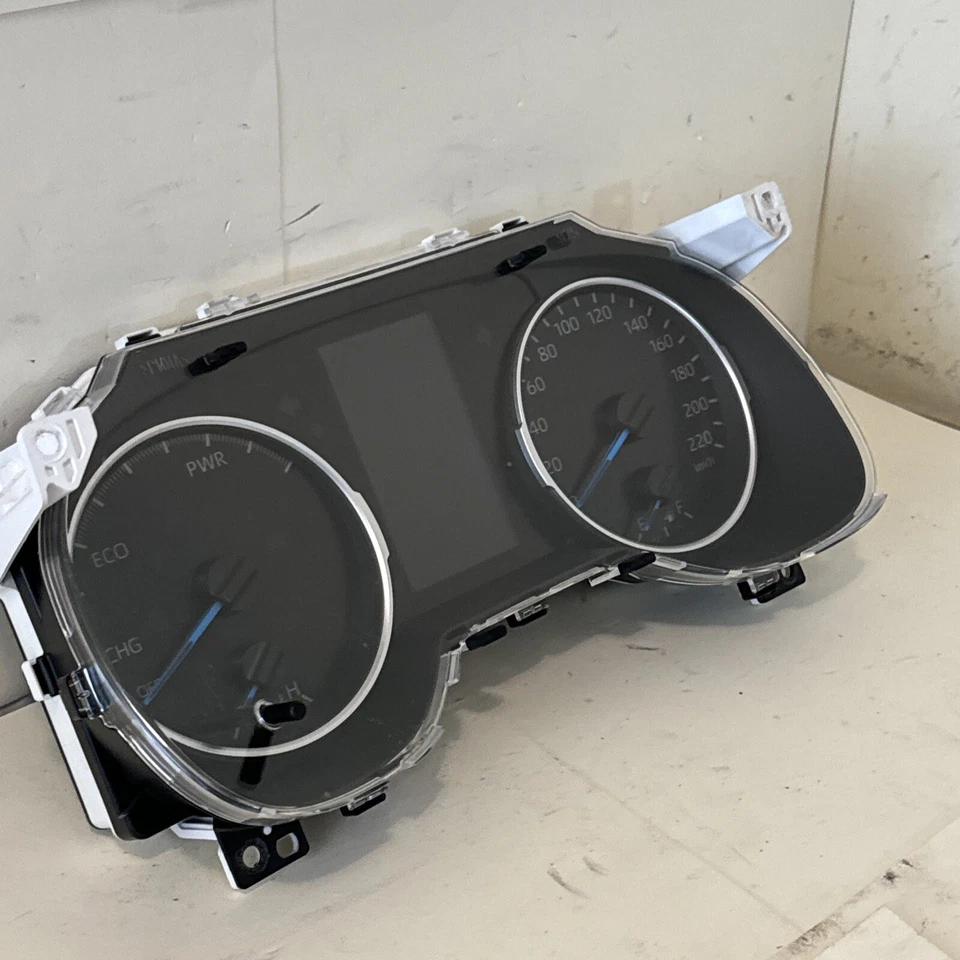 2019 TOYOTA RAV4 SPEEDOMETER INSTRUMENT CLUSTER 220KM/H OEM 83800-0R510-00 - Image 3 of 4