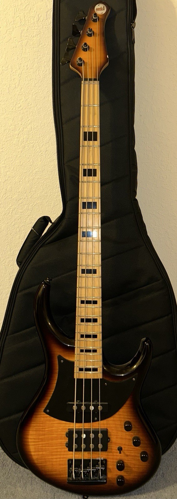 MTD 4-String Electric Bass Guitar STARBURST w/Guild Case