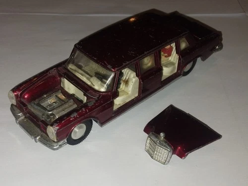 VTG 1960s DINKY No 128 MERCEDES-BENZ 600 PULLMAN. 1st ISSUE, FOR REPAIR