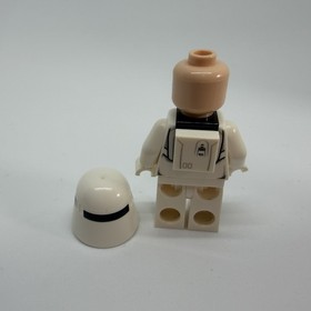 Lego Star Wars Minifigure First Order Snowtrooper Officer 75100 With Pack
