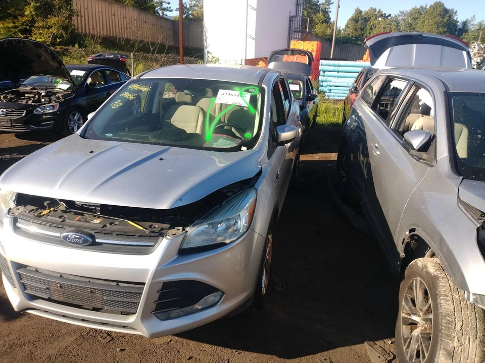 2016 Ford Escape Wiper Motor Silver 7942293 107K Miles OEM Quality Parts - Image 3 of 4