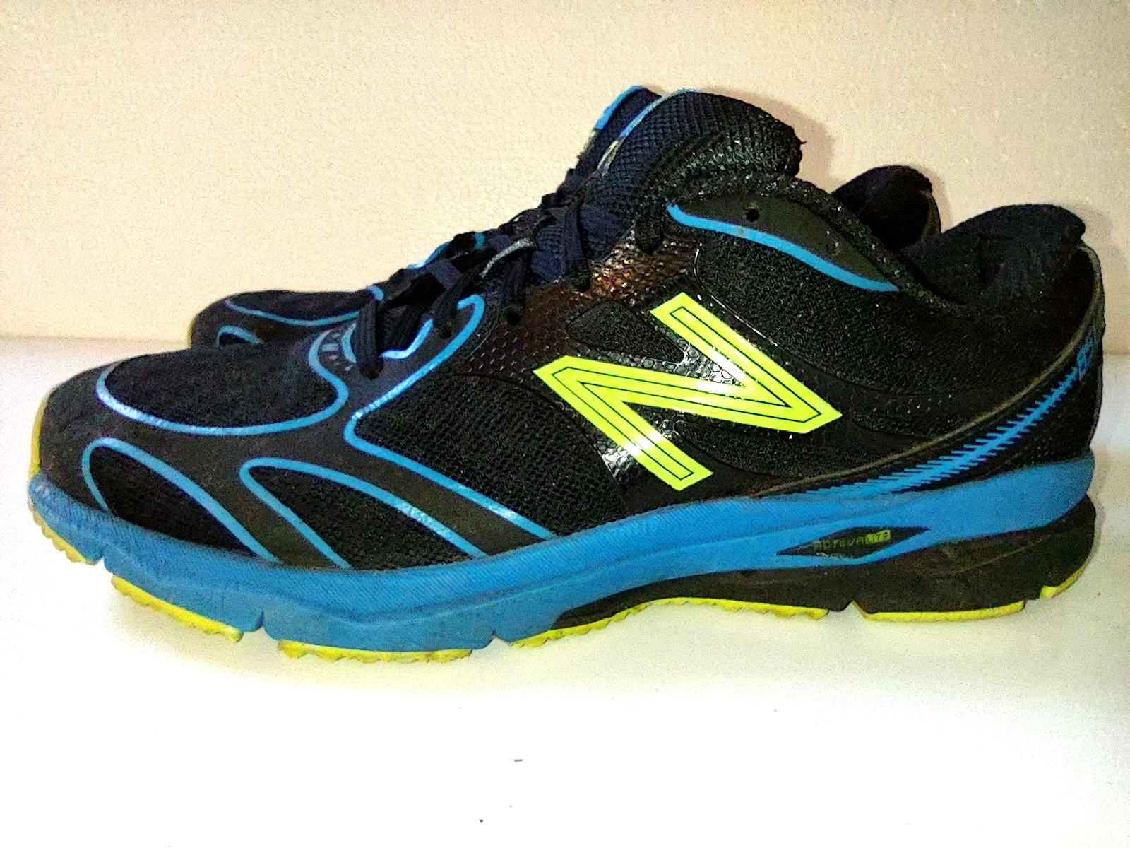 SAOLA New Balance 851 Acteva Lite Uomo Taglia 8.5 Trail Running ME851BY1 Nero Blu Giallo