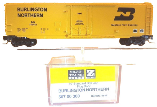 Z MTL 507 00 380 50 ft caja estándar puerta enchufe coche Burlington Northern BN #745461 NUEVO EN CAJA | Zustand: New