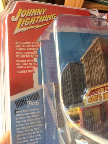 johnny lightning 1/64 🇨🇵 Diorama 1959 Chevy Impala Convertible - Imagen 6 de 7