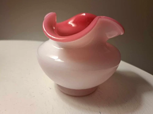 Vintage Fenton -1939 Peach Blow Vase