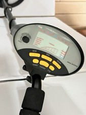 Ground Search Metal Detector LCD Pinpoint Discrimination Yellow Buttons