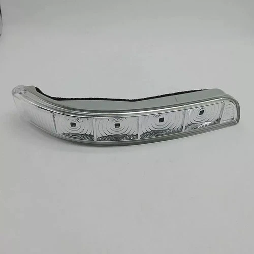 New 876232P000 For 12-15 KIA Sorento LED RH Side Mirror Signal Lamp