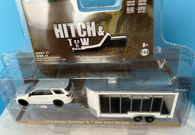 Greenlight Hitch & Tow 2018 White Dodge Durango R/T & Glass