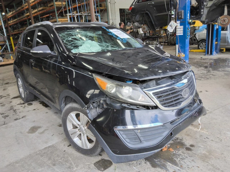 Espejo retrovisor interior delantero central usado se adapta a: Kia Sportage 2013 con automático Foto 3 de 4