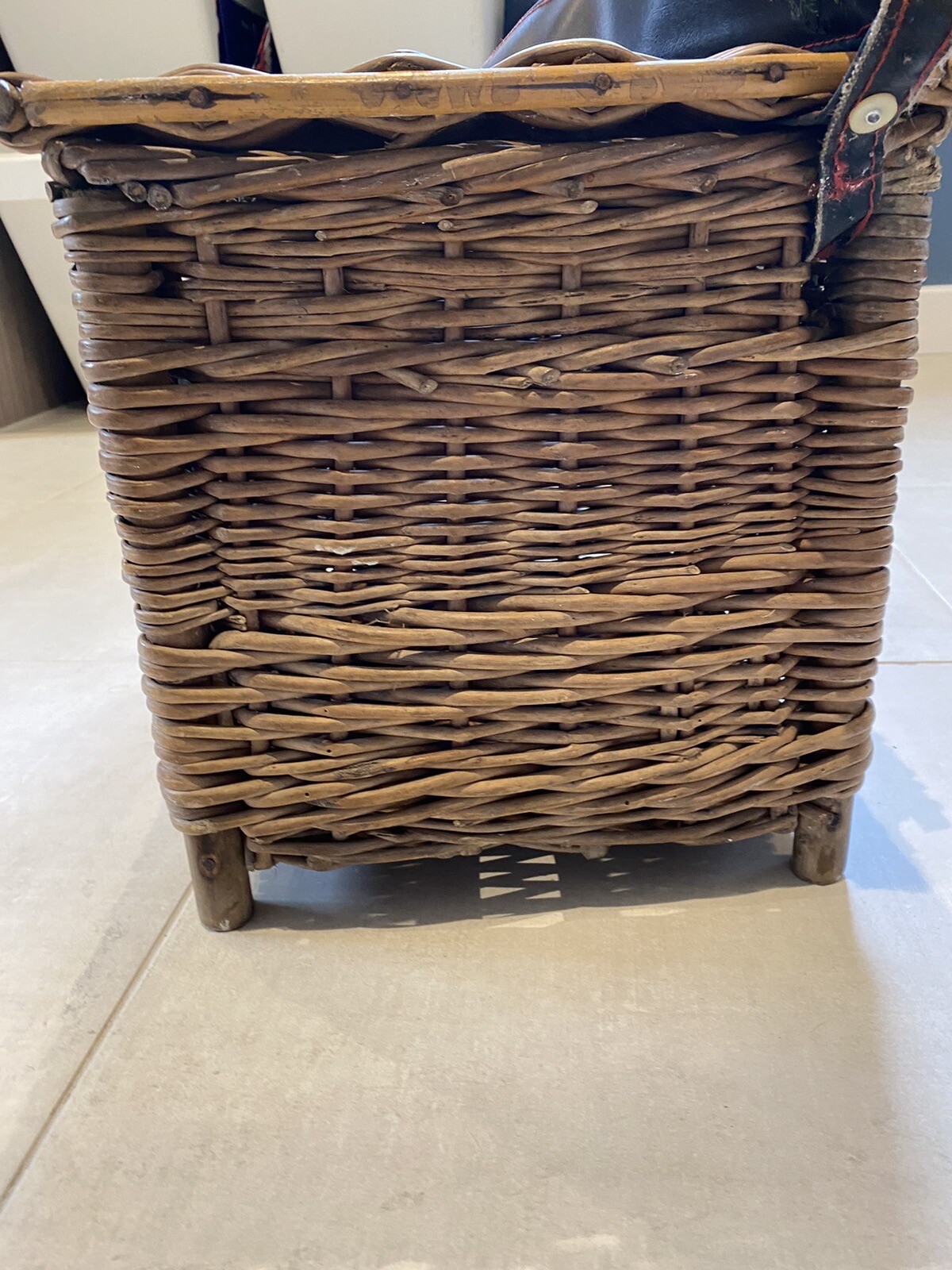 Beautiful Little Vintage Wicker Fishing Basket. eBay