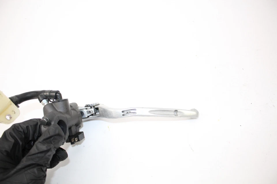 06-07 Maestro de freno delantero SUZUKI GSXR750 GSXR 750 Foto 3 de 4