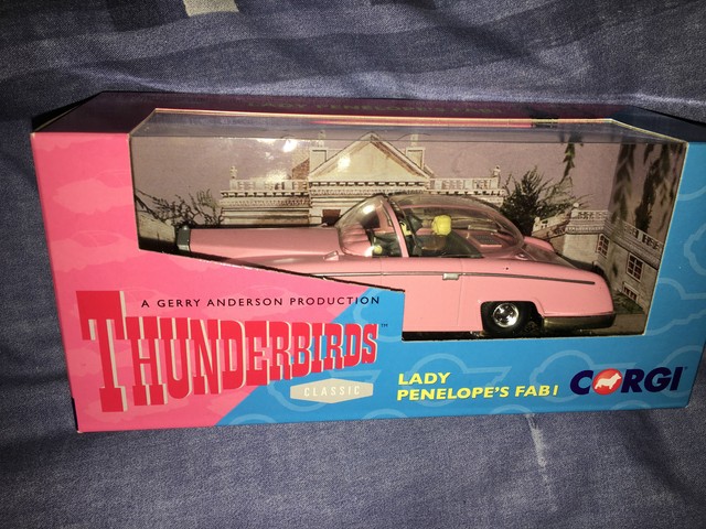 corgi lady penelope car