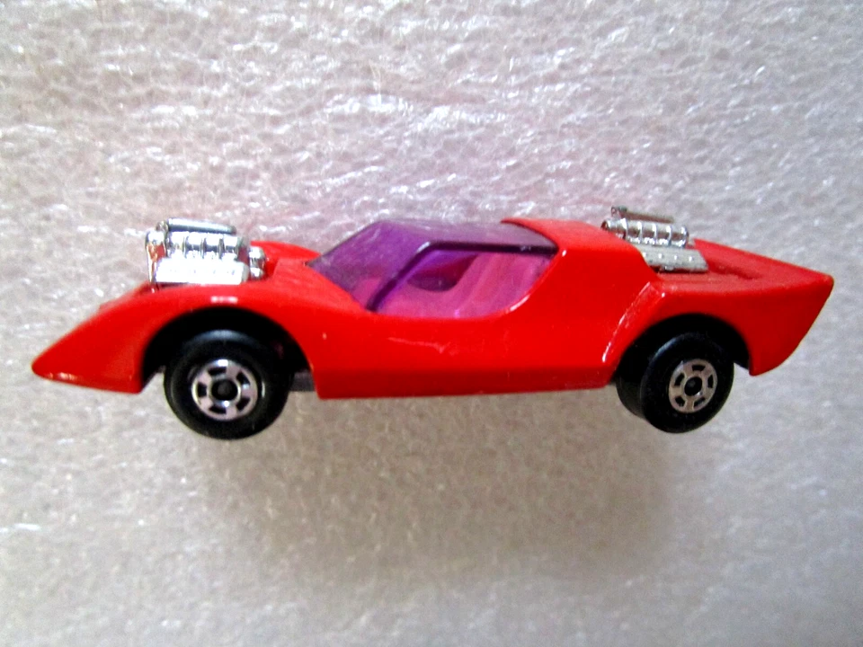 Matchbox 1971 Superfast No 4 Red Gruesome Twosome Original Box Car Mint - Image 4 of 4