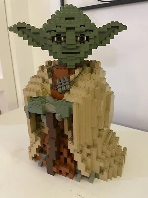 LEGO Star Wars 7194 Yoda