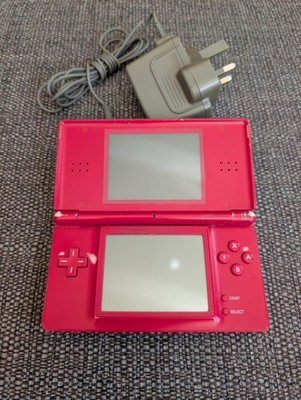 Nintendo DS Lite rotes Handheld-System