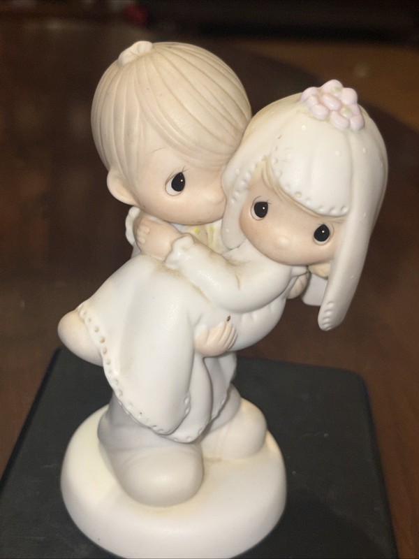 PRECIOUS MOMENTS Bless You Two Figurine or Wedding Cake Topper E-9255 ENESCO