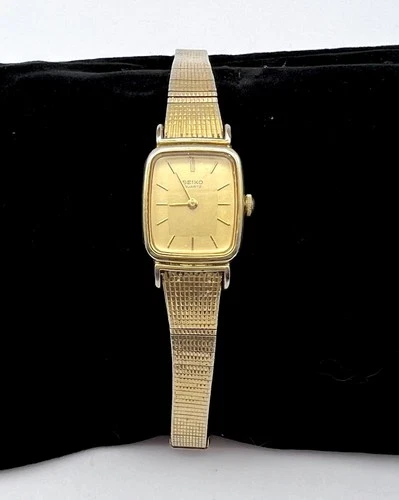 Vintage Seiko Quartz Women's Watch Works 6” Petite Gold Tone Mesh Rectangle Dial