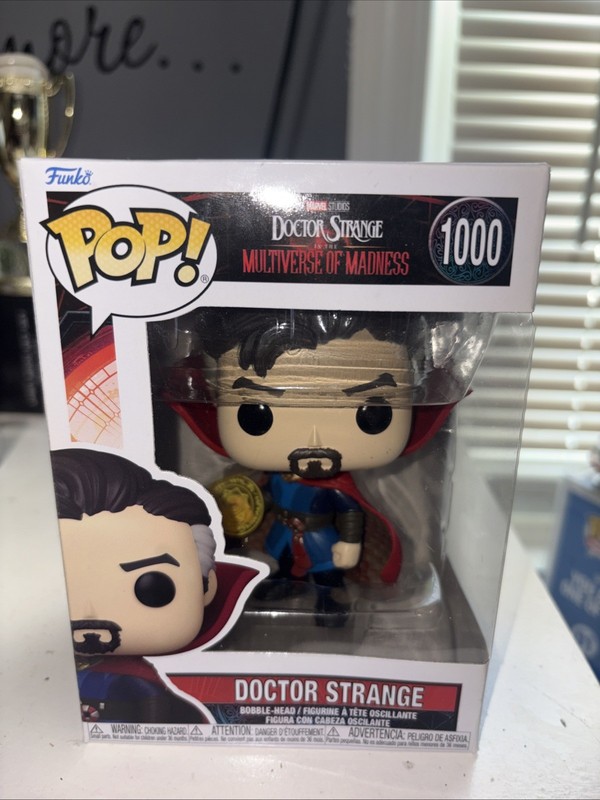 Pop Funko! Dr. Strange #1000 Multiverse of Madness And Pop Protector 