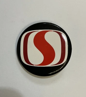 Vintage 1980s Safeway Logo Supermarket Pin Badge  - Image 1 of 4